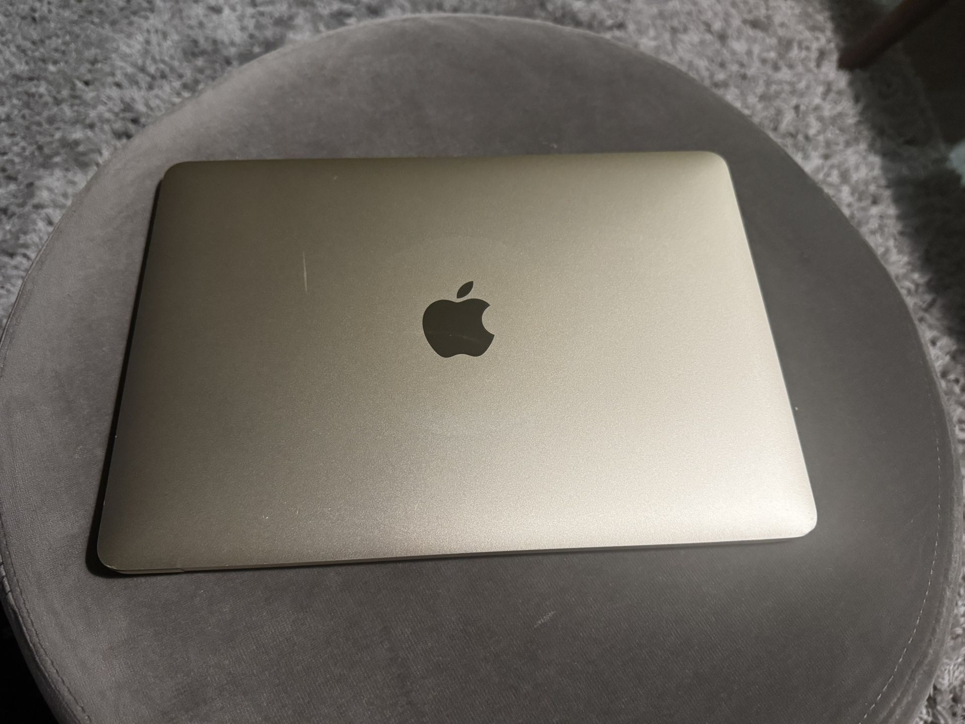 Apple MacBook 12 Inch Rose gold 