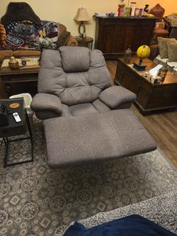 Recliner 1 Yr Old