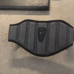 Nike weight lifting belt