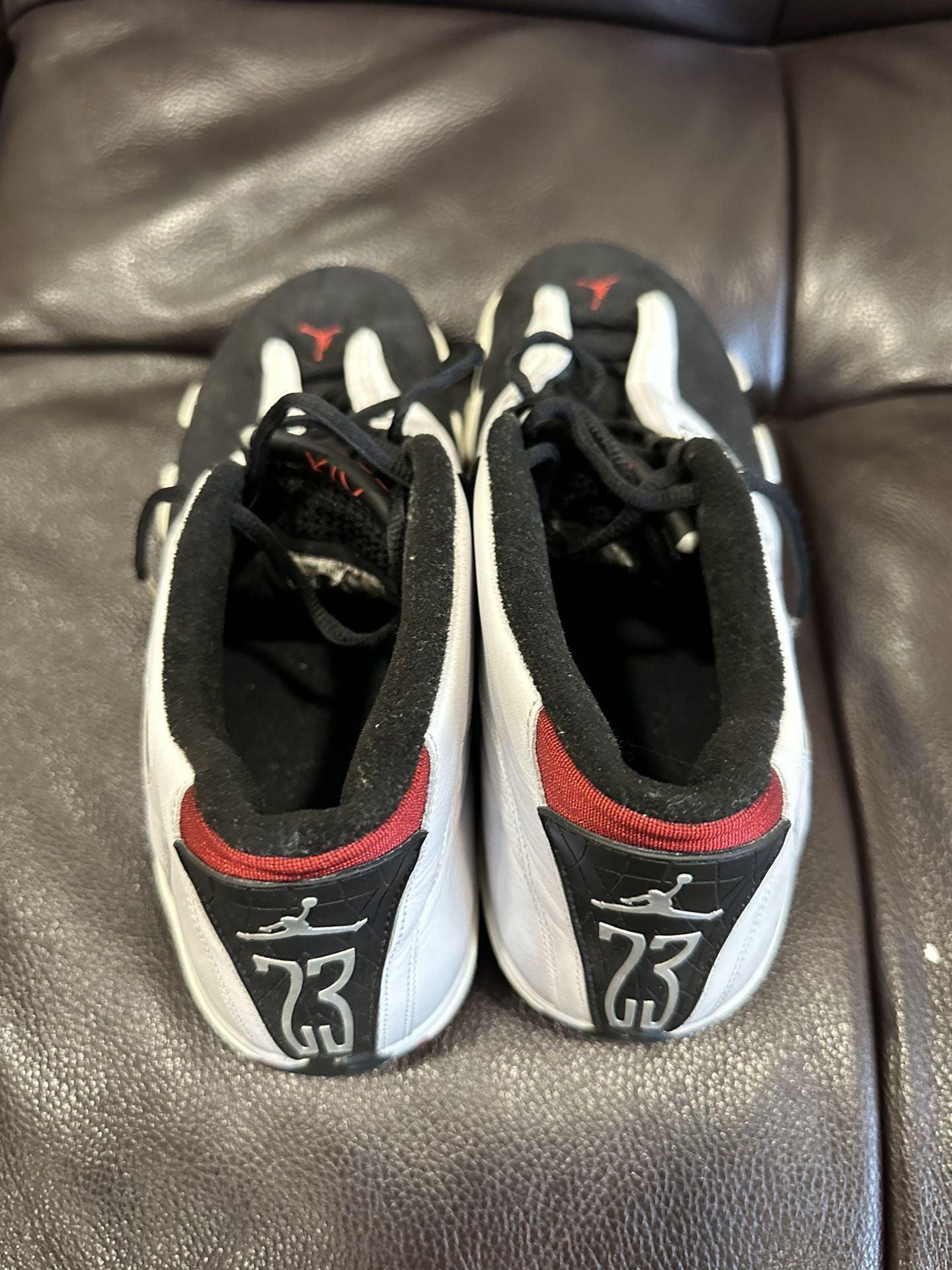 chicago bulls game worn shoes. michael jordan, ron Harper / Steve Kerr/  Luol Deng # 9 Sign Shoes for Sale in Chicago, IL - OfferUp