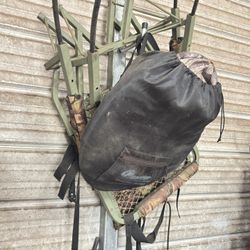 Climbing Tree Stand & Ground Blind