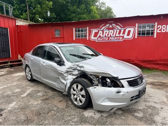 2009 HONDA ACCORD IN FOR PARTS!!