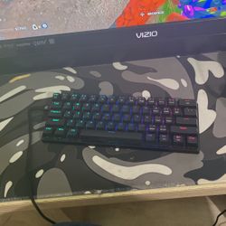 clicky keyboard blue switches/ wired