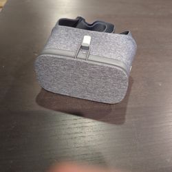 Google Daydream VR Headset