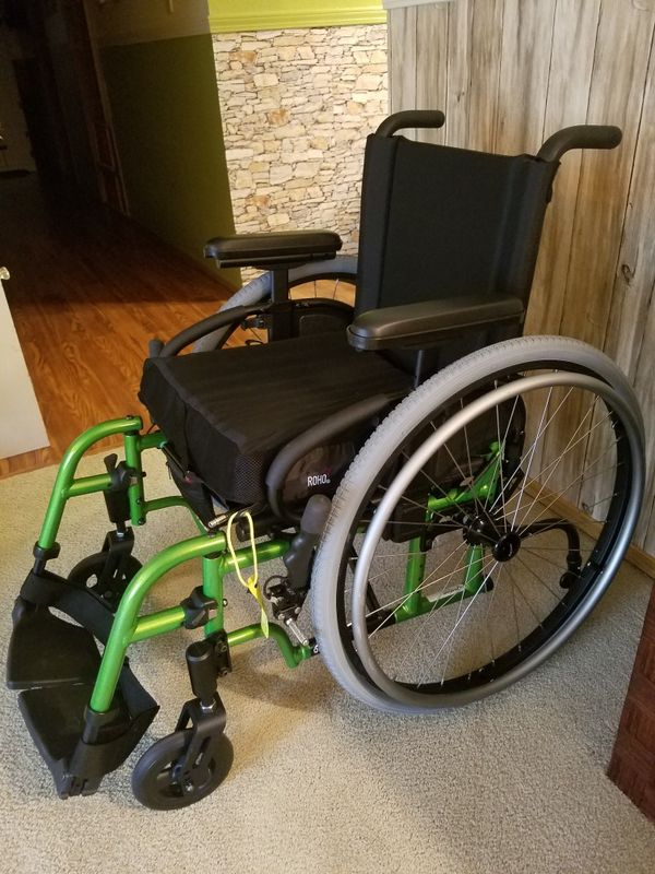 Numotion quickie 2.2 HD wheelchair for Sale in WA OfferUp