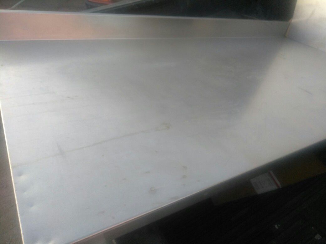 3 different stainless top table