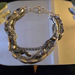 Goldtone & Gunmetal Tone Necklace 