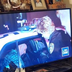 Sceptre Tv 43" Uhd 4kx2k Series