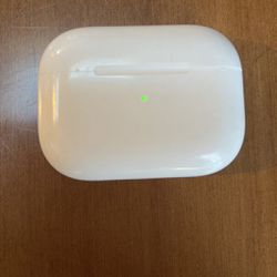 AirPods Pro (1st Gen) with MagSafe Charging Case