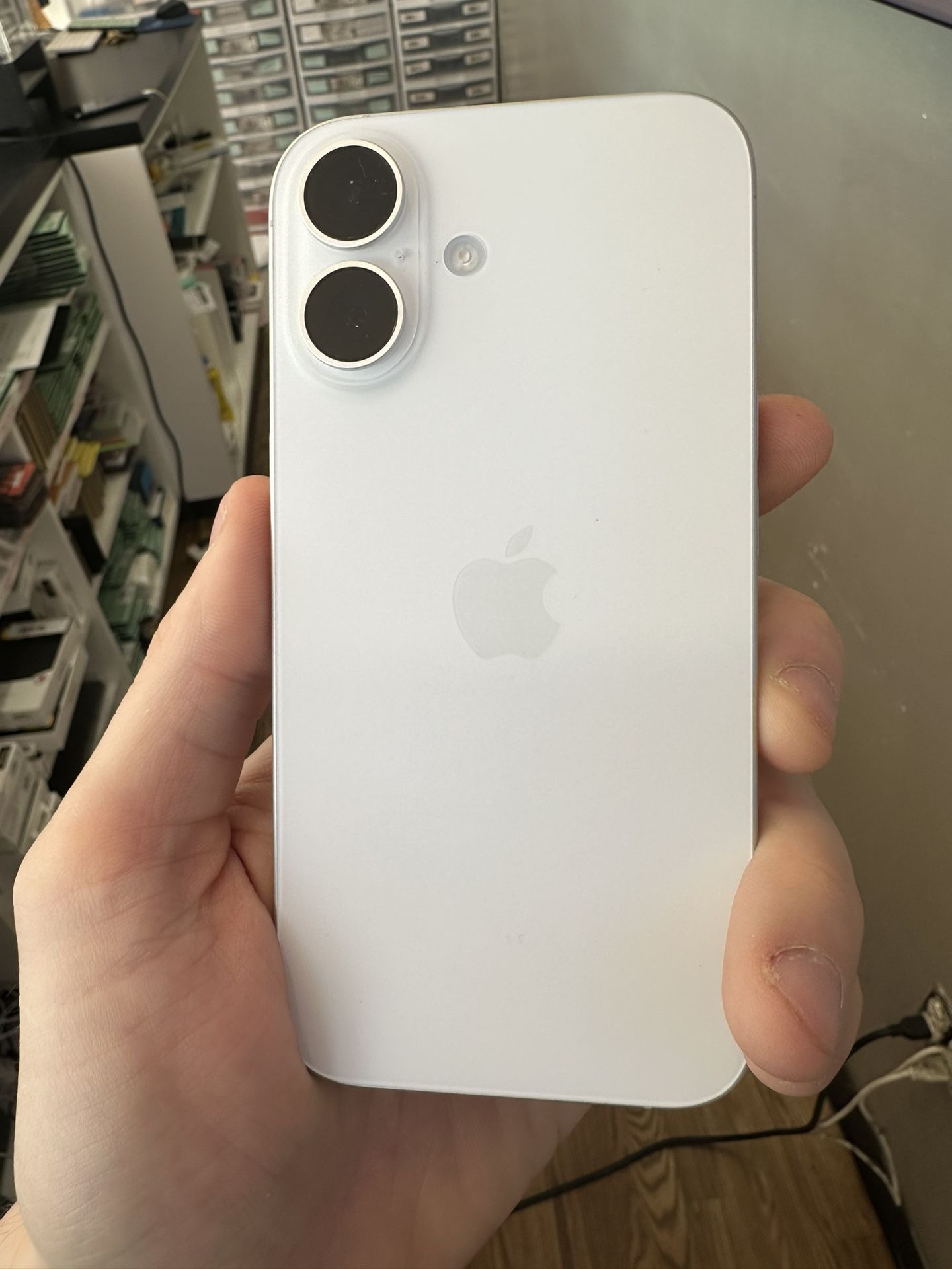 Unlocked iPhone 16 128GB White