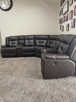 Brown Leather Sectional w/ Power Reclining Seats