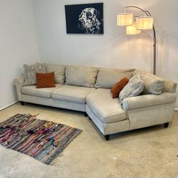 Havertys sectional couch