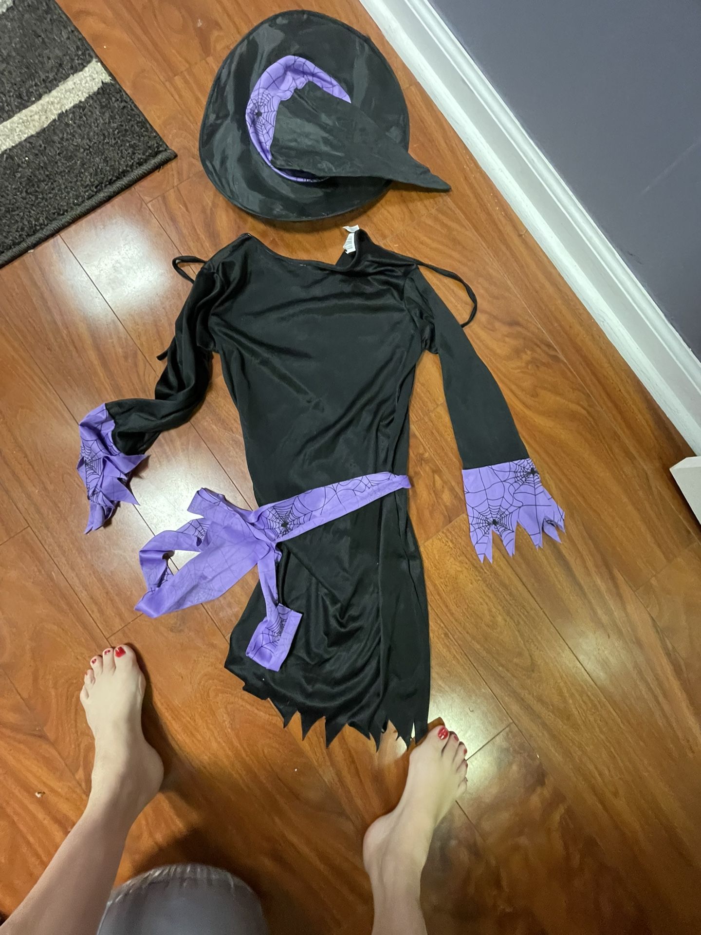 Girls which is Halloween costume