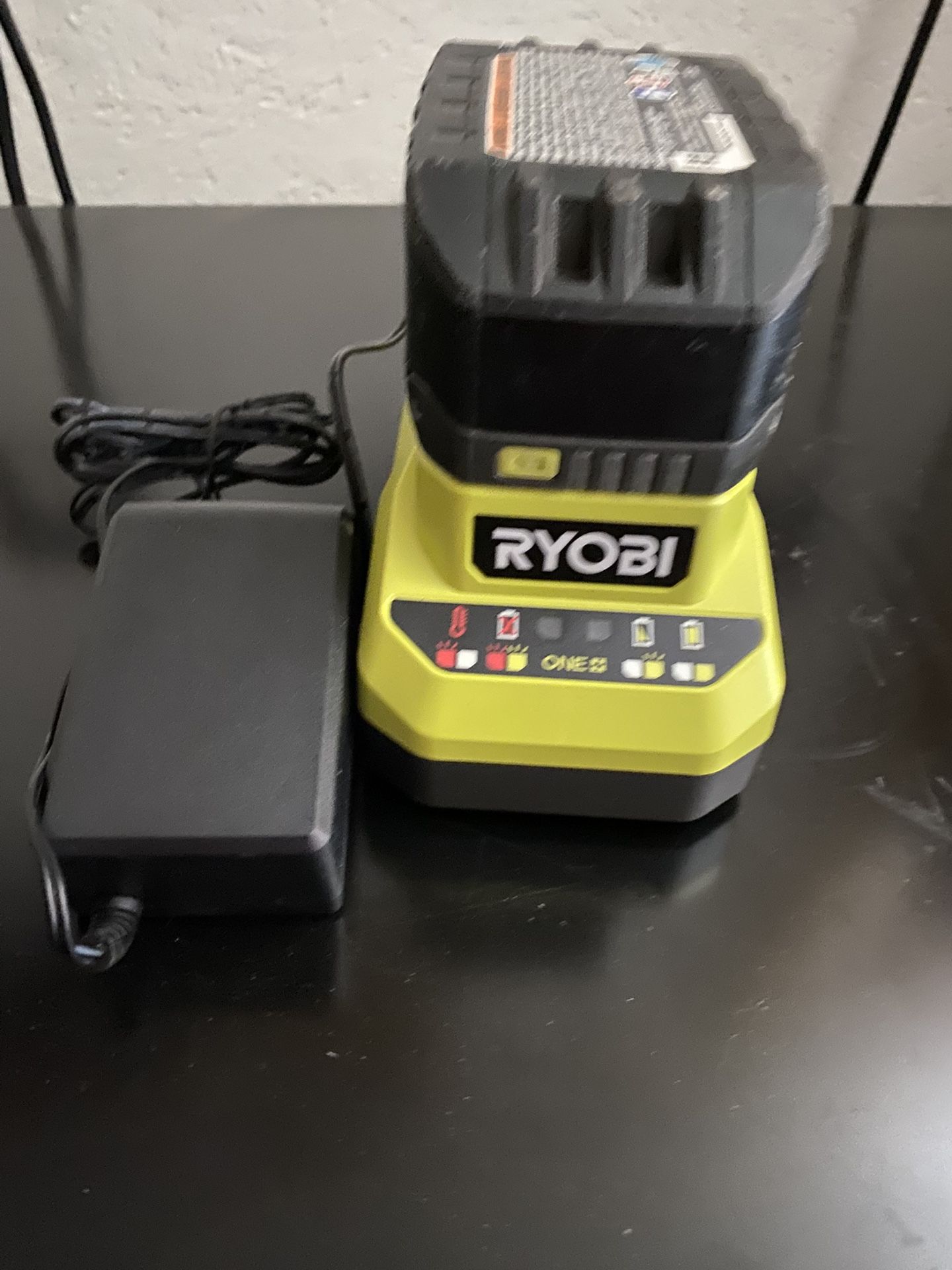 Ryobi 4amp Battery And Charger