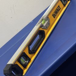 DEWALT Tools 24 in. Non-Magnetic Box Beam Level