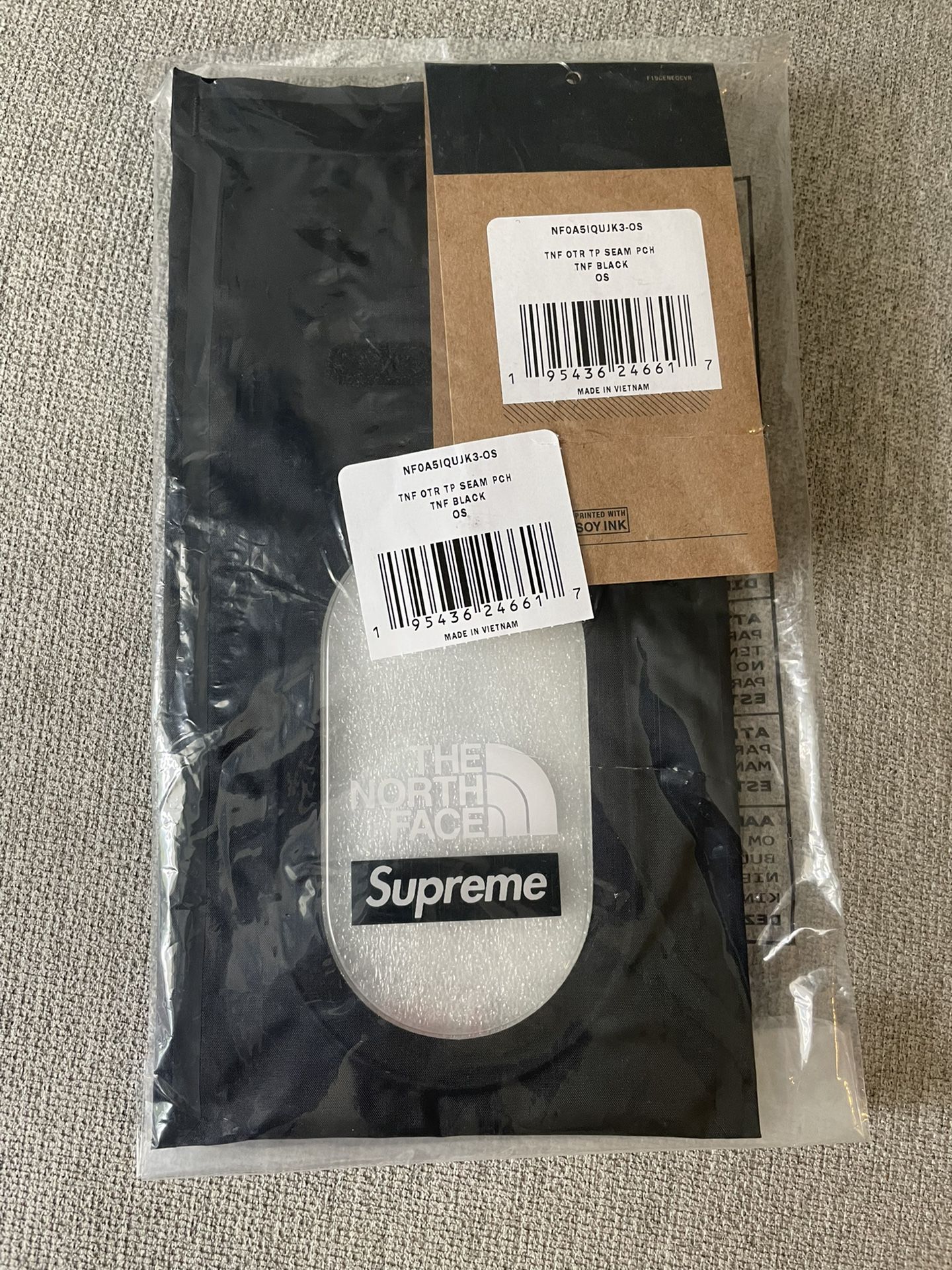Supreme X The North Face Neck Pouch Bag