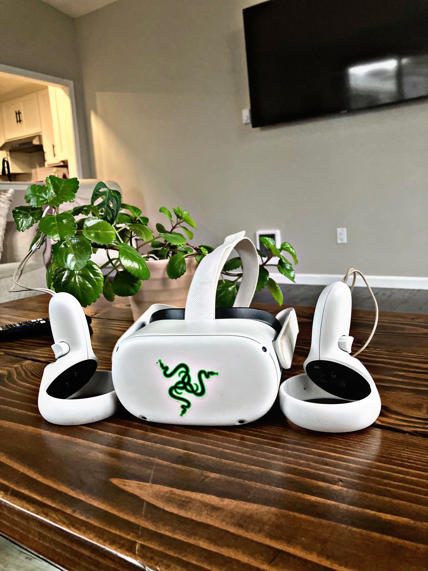 Oculus Quest 2 Good Condition