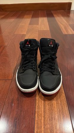 Air Jordan 1 Mid Black Red Sneakers