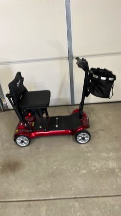 Electric scooter for seniors weighs 40 lb.s