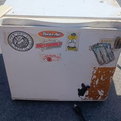 Magic Chef Mini Fridge