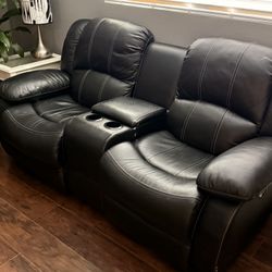 Black Leather Sofas