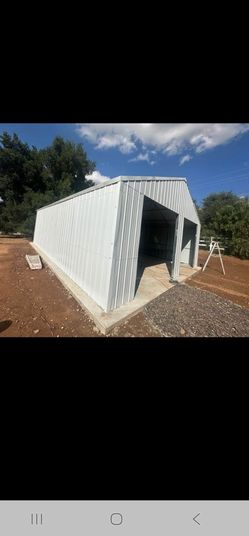 NEW SEALED 25'X35'FT METAL WAREHOUSE METAL SHED COLOR CREAM 2 DOORS LIKE YOU SEEN IN THE PICTURES IDEAL FOR YOU FARM,LAND,BUSSINES ETC IF SOMEBODY INT