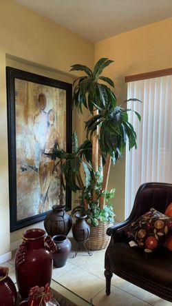 Fake tree house decor
