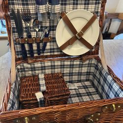 Picnic Basket For Two