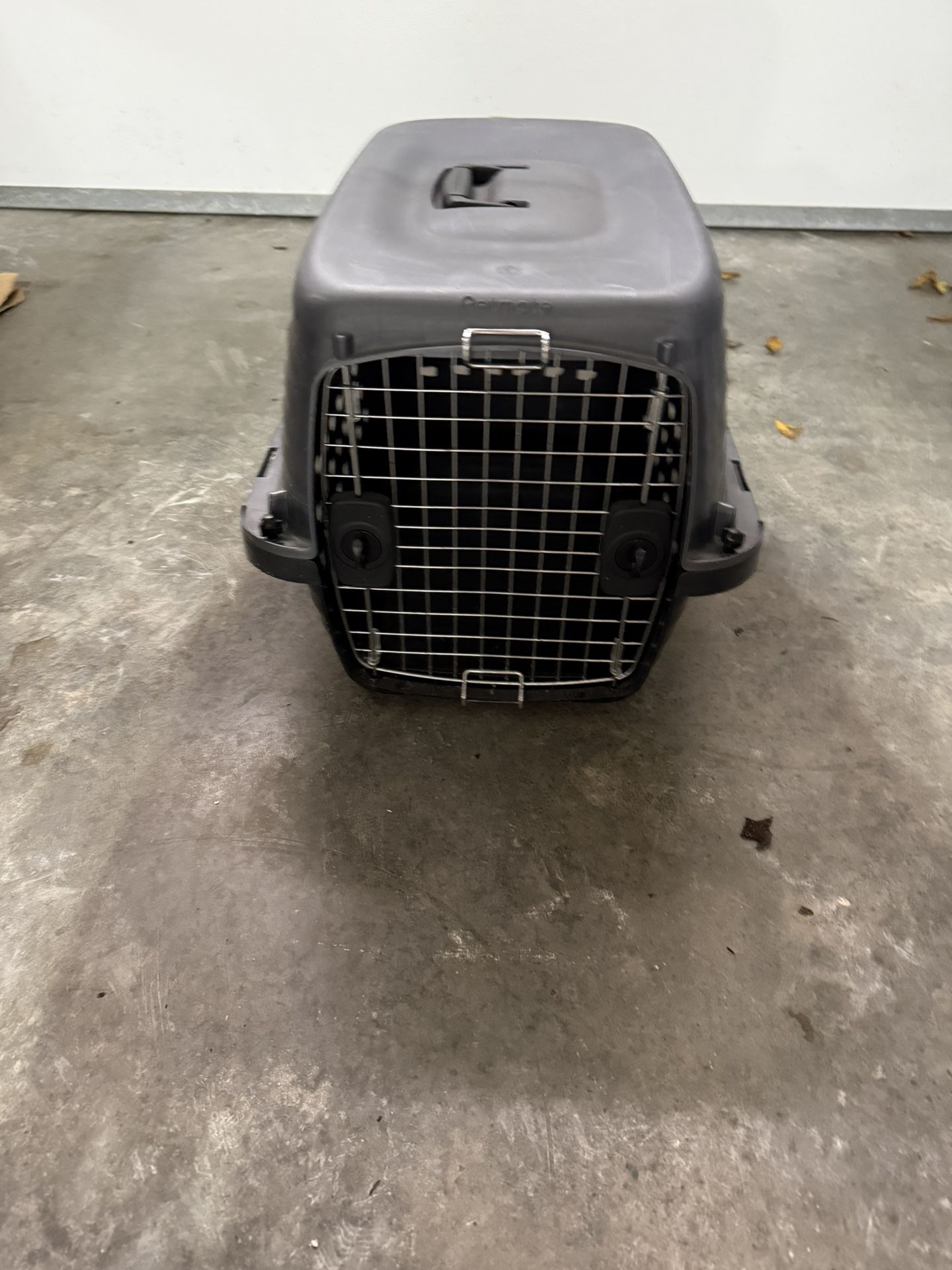 Pet Crate By petmate 