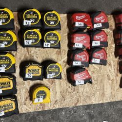 Measuring Tapes / metros