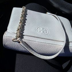 Tory Burch White Leather Crossbody Bag Shoulder Bag 7" X 5" X 2"