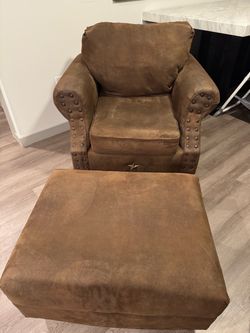 Rustic brown chair with ottoman