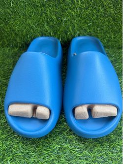 Yeezy Slides YS-01 Blue Size 9 Men