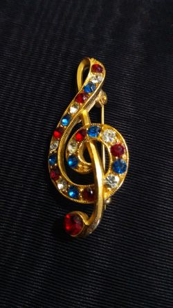 Vintage Treble Clef Brooch