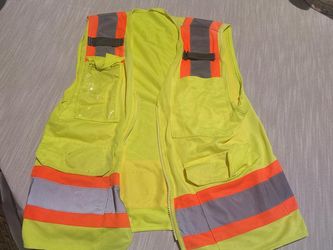 Hi-Vis Yellow Reflective Safety Vest with Pockets