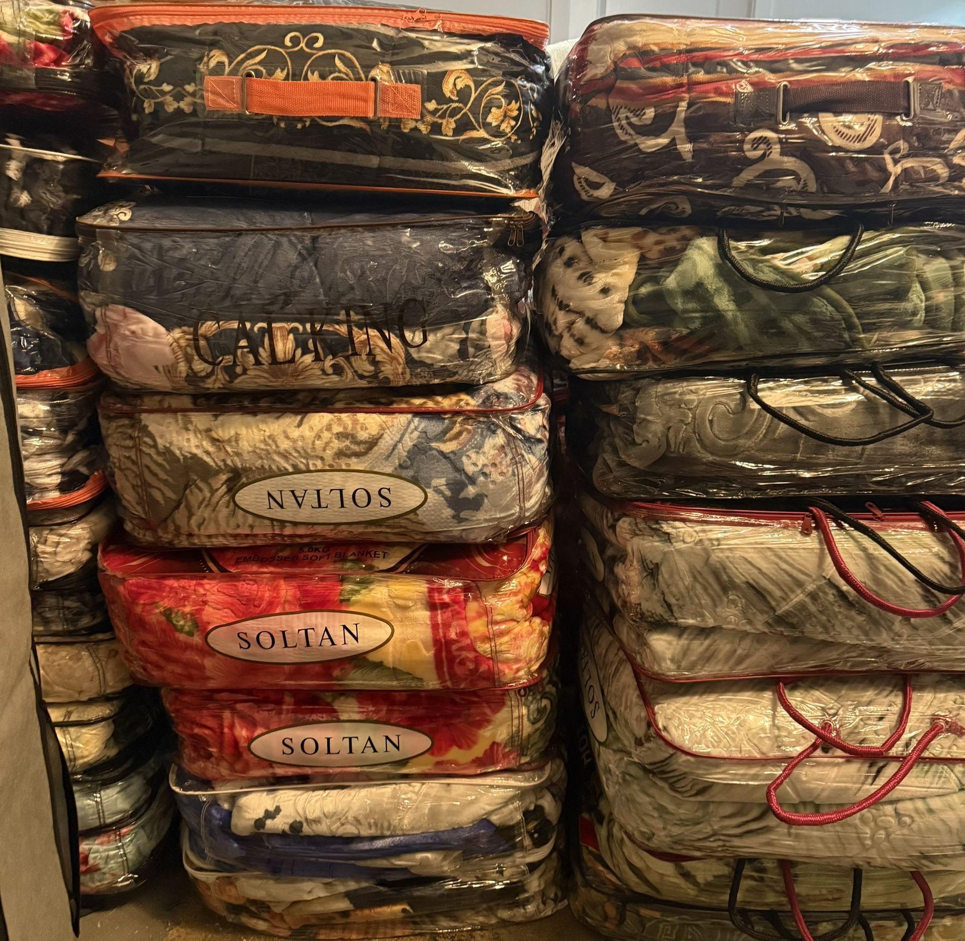 Blankets (Queen, King, Cal King, Baby)