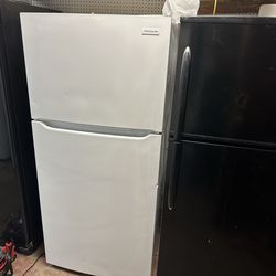 Frigidaire 2024 White Refrigerator (FREE DELIVERY)