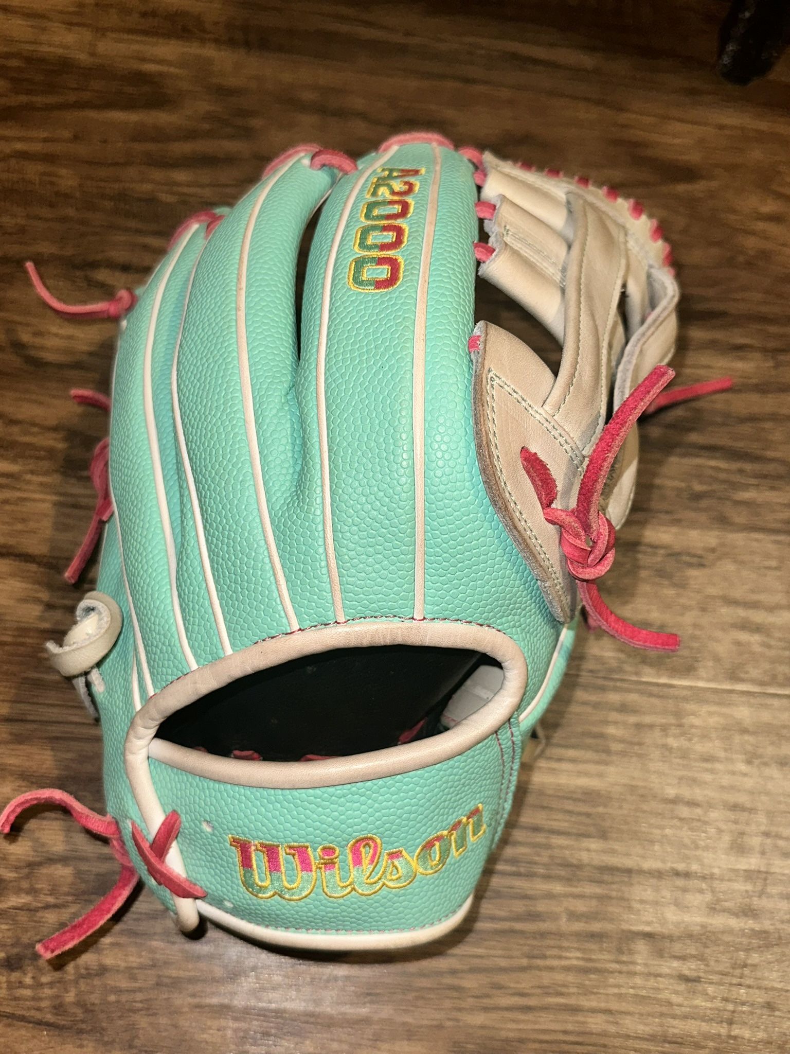 A2000 Wilson Teal Glove