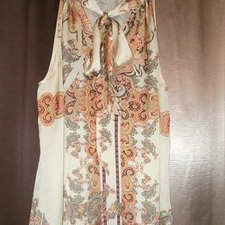 Cream  Blouse., tie Front