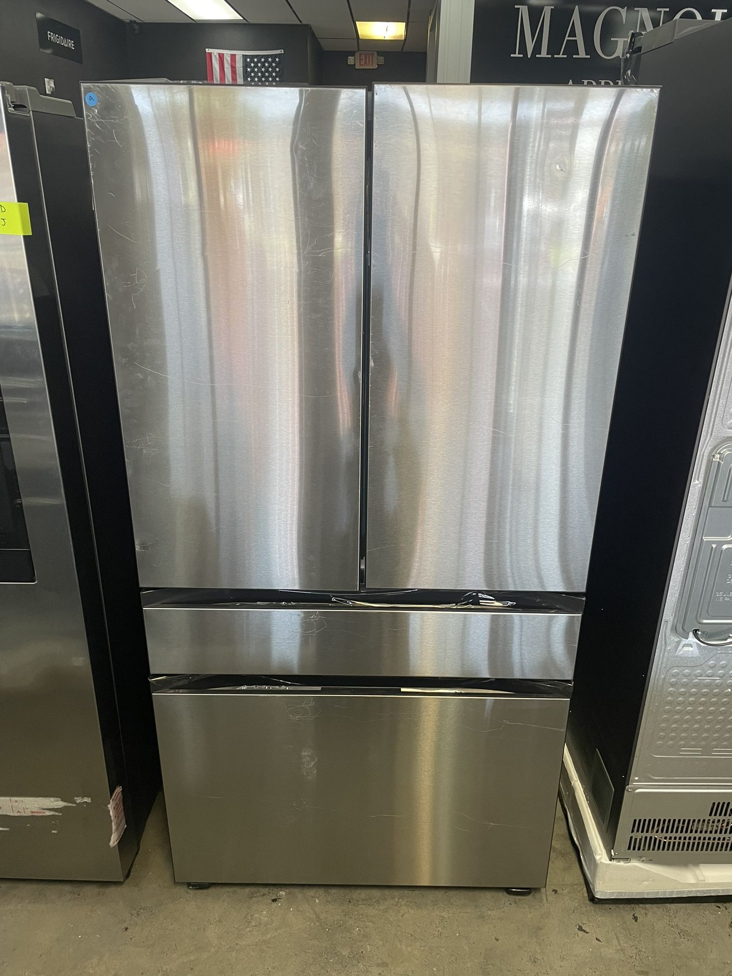 Samsung Bespoke 4 Door Refrigerator With Beverage Center
