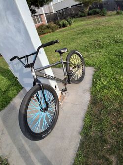 Throne the goon xl 27.5