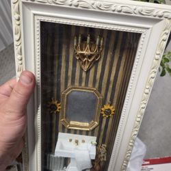 Estate Liquidation High Valuables 3D FRAME BATHROOM  