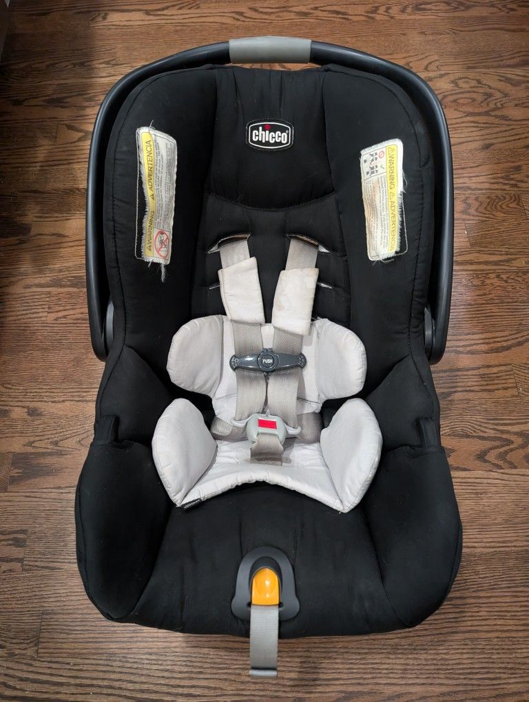 Chicco Keyfit 30 Infant Baby Car Seat and Base