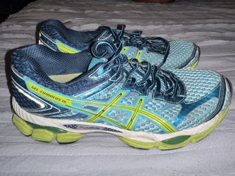 Womens Running Shoes