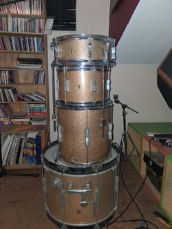 vintage Ludwig kit