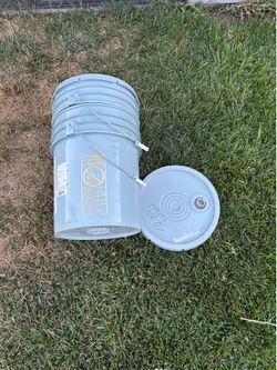Paint Buckets
