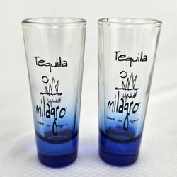 Milagro Legenda del Tequila Shot Glasses Tall