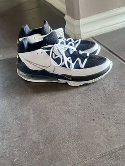 Men’s Nikes 12.5