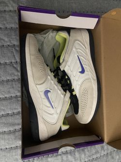 Shoe
