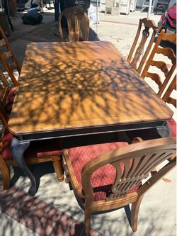 Dining table set with 8 chairs